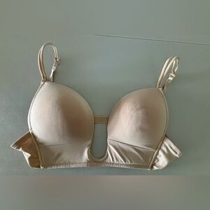 VOGUE’S SECRET | ladies deep plunge convertible push up bra. Size: 42C
